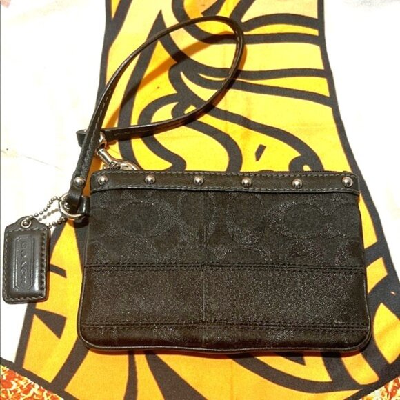 Coach Handbags - Coach Vintage Black Signature Jacquard Studded Wristlet. #42015